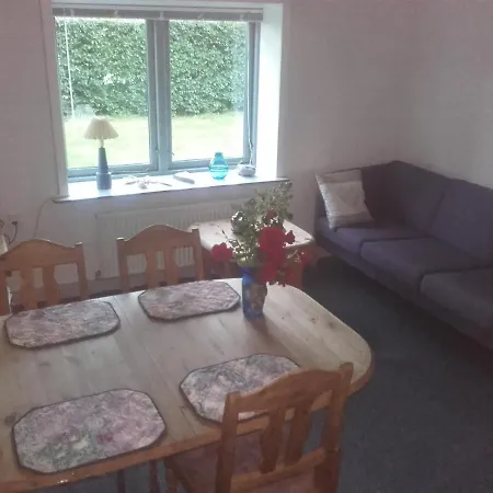 Lindholt Bed & Breakfast 3*