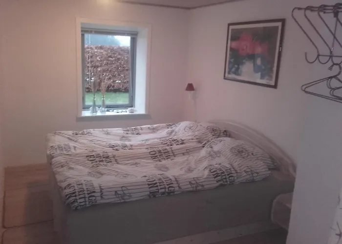 Lindholt Bed and breakfast